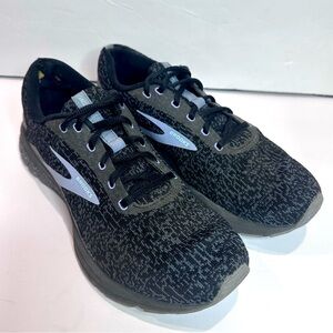 Women’s Brooks Black and Gray Running Shoes Sz.9.5
